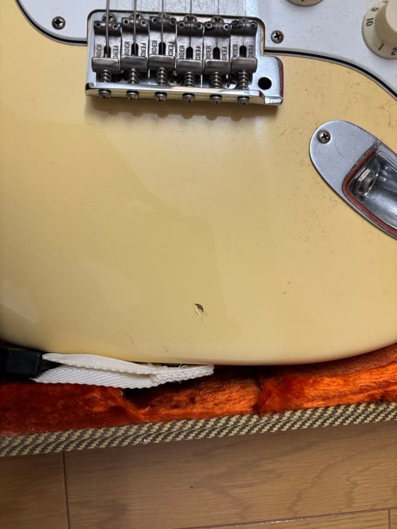 ギター Fender USA Yngwie Malmsteen Stratocaster