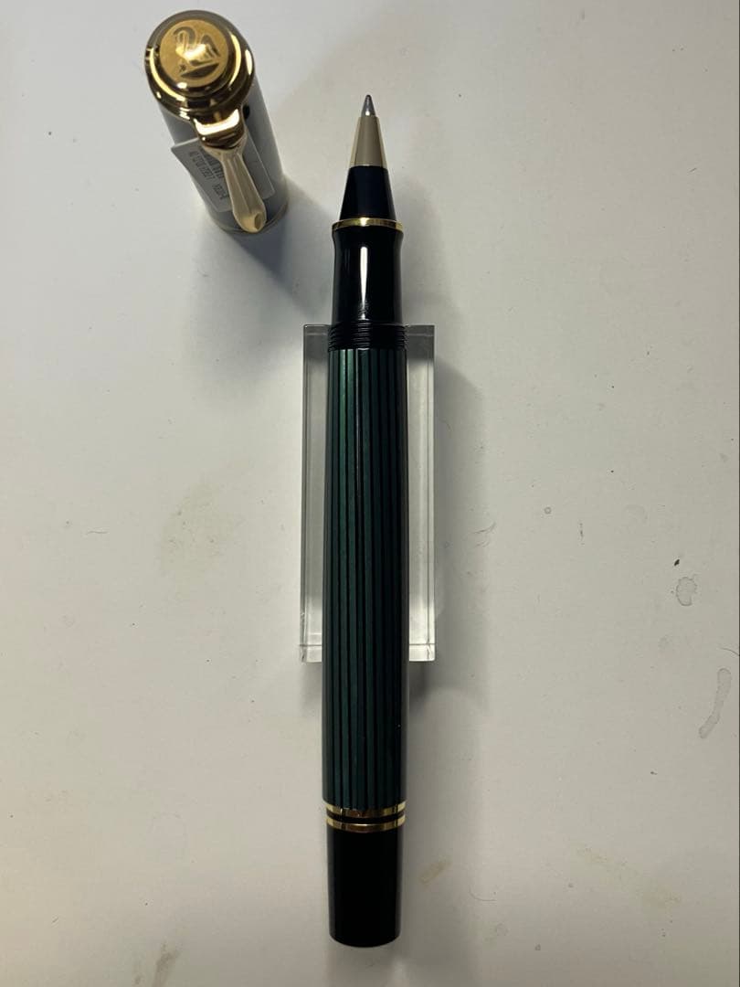 PELIKAN ペリカン スーベレーンR600 ローラーボール 緑縞