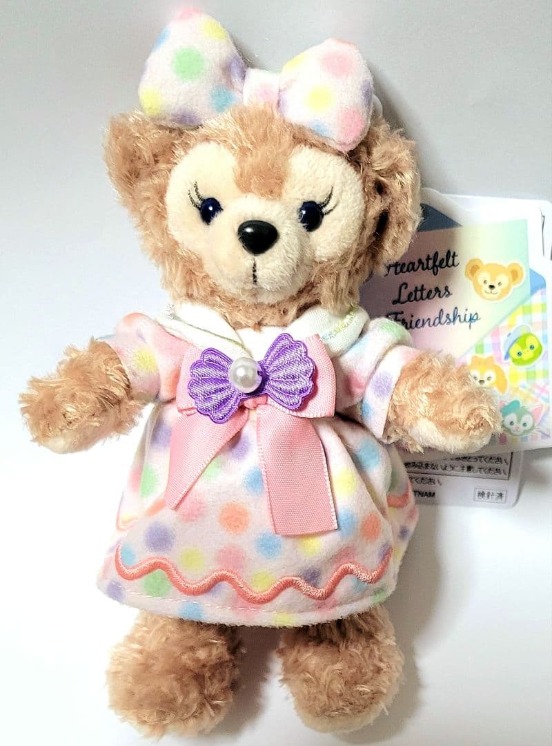 ぬいぐるみバッジ　７種　ダッフィーのハートフェルトレターズオブフレンドシップ