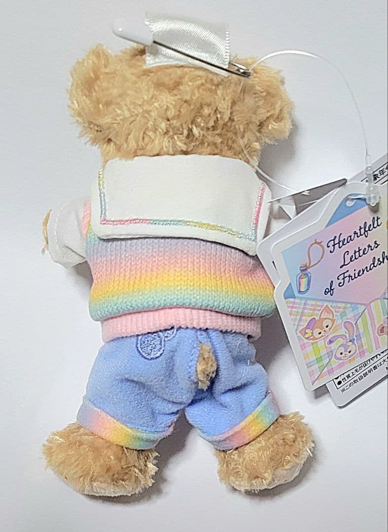 ぬいぐるみバッジ　７種　ダッフィーのハートフェルトレターズオブフレンドシップ