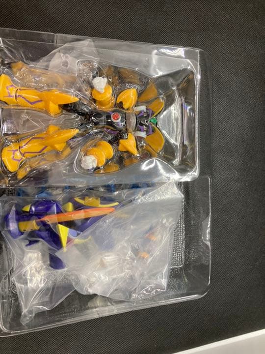 ロックマンエグゼ フォルテクロスロックマン フィギュア ブルースカオス