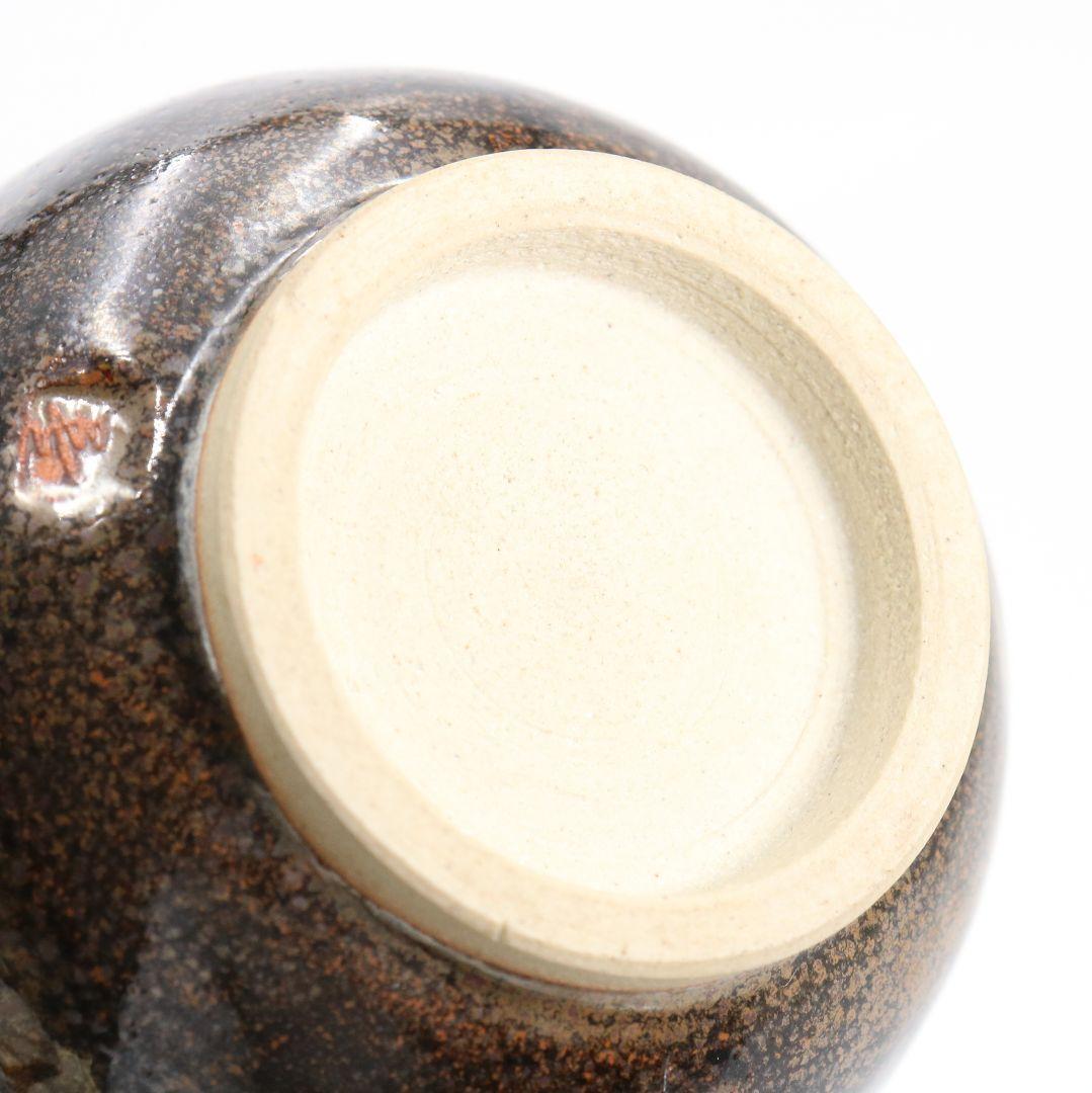 十代 大樋長左衛門(年朗)作 天目釉 魚文花入 花瓶 花器 二重箱　AB844