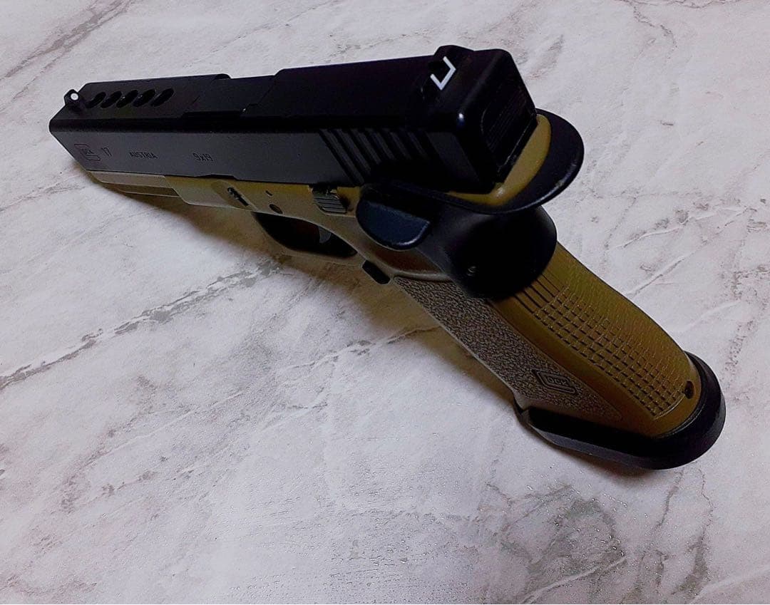 東京マルイ製 ガスブローバック グロック