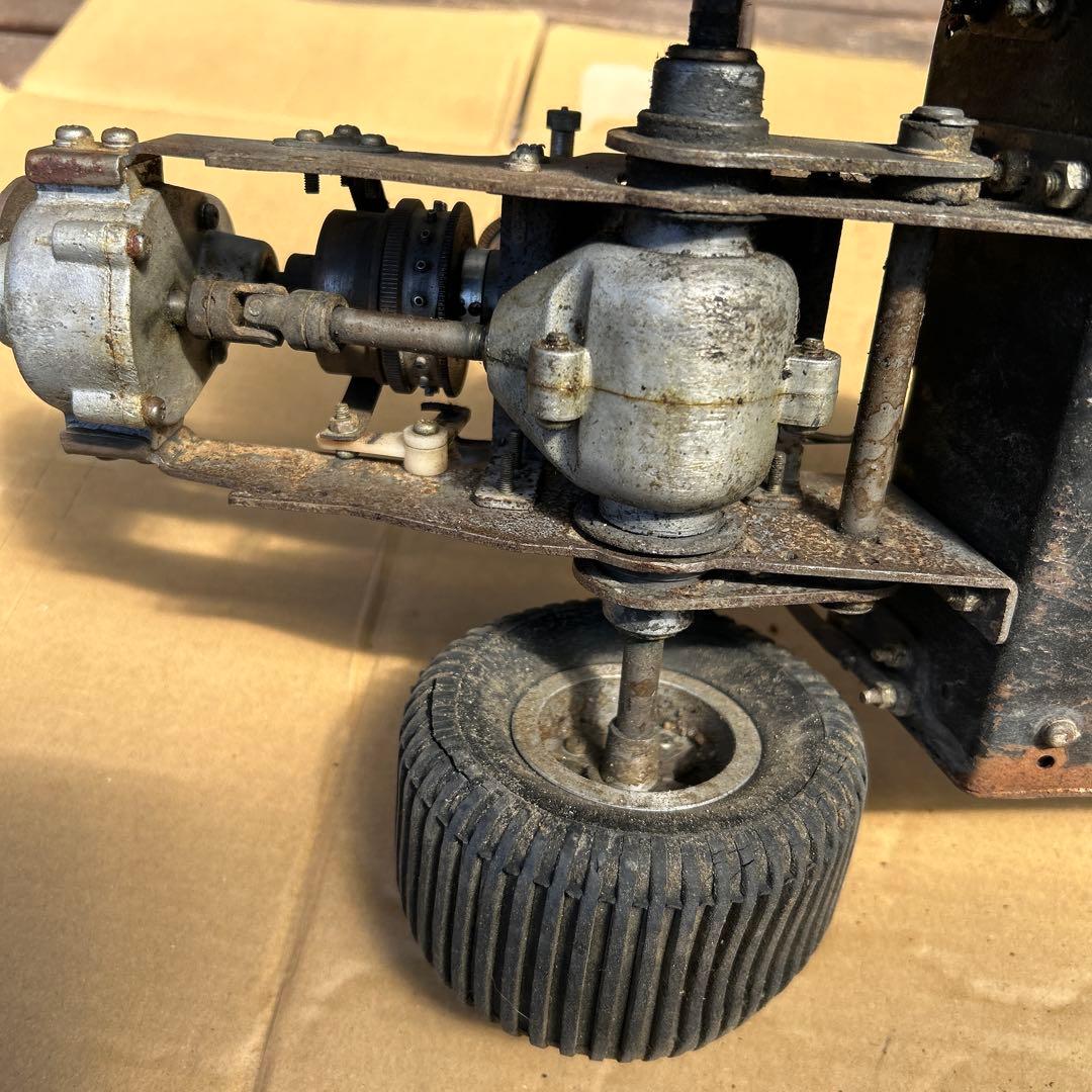 エンジン ラジコンカー