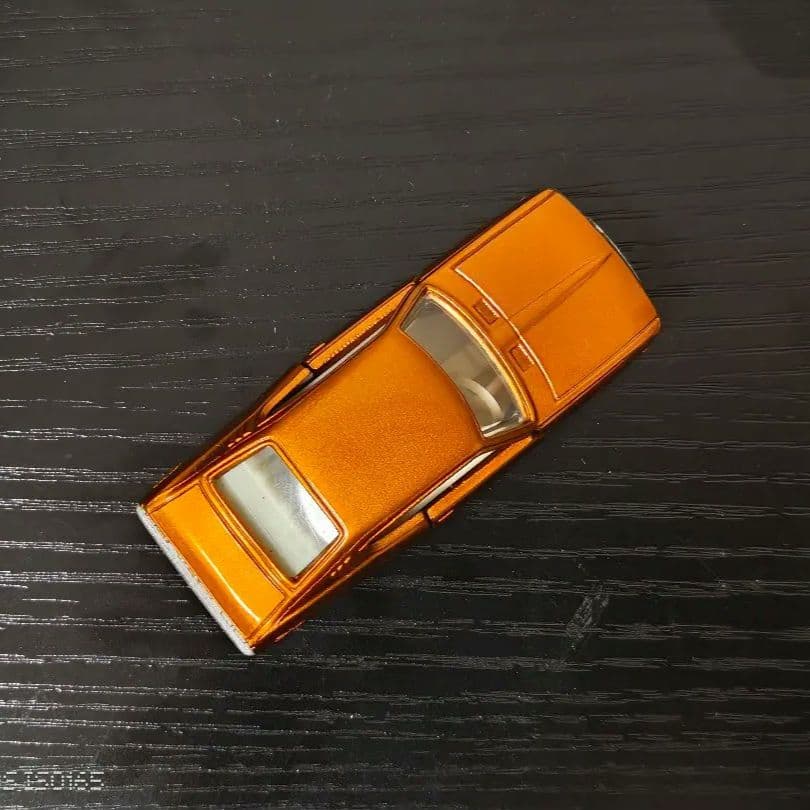 TOMICA　トミカ　ギャラン　GTO　香港製　裏板　銀塗装