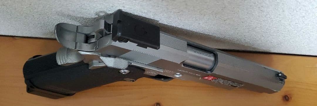 東京マルイ　エアガン