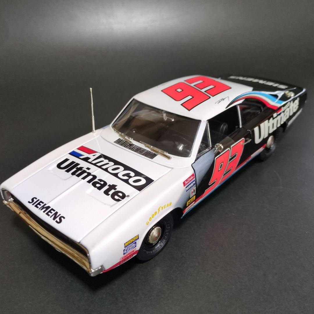 1/18ミニカー　 NASCAR　DODGE CHARGER　#93