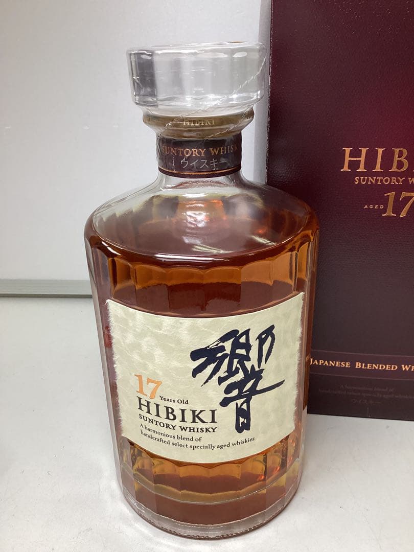 L*L様 未開栓 SUNTORY 響 HIBIKI 17年 ブレンデッドウイスキ