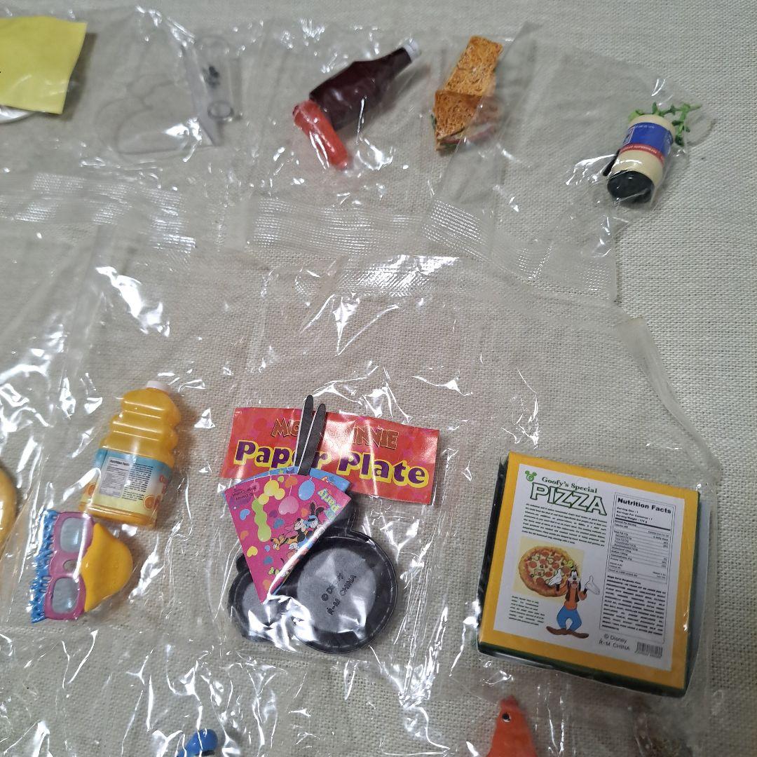 ディズニー　リーメント　希少　廃盤　カフェ　GoGoマーケット　食玩