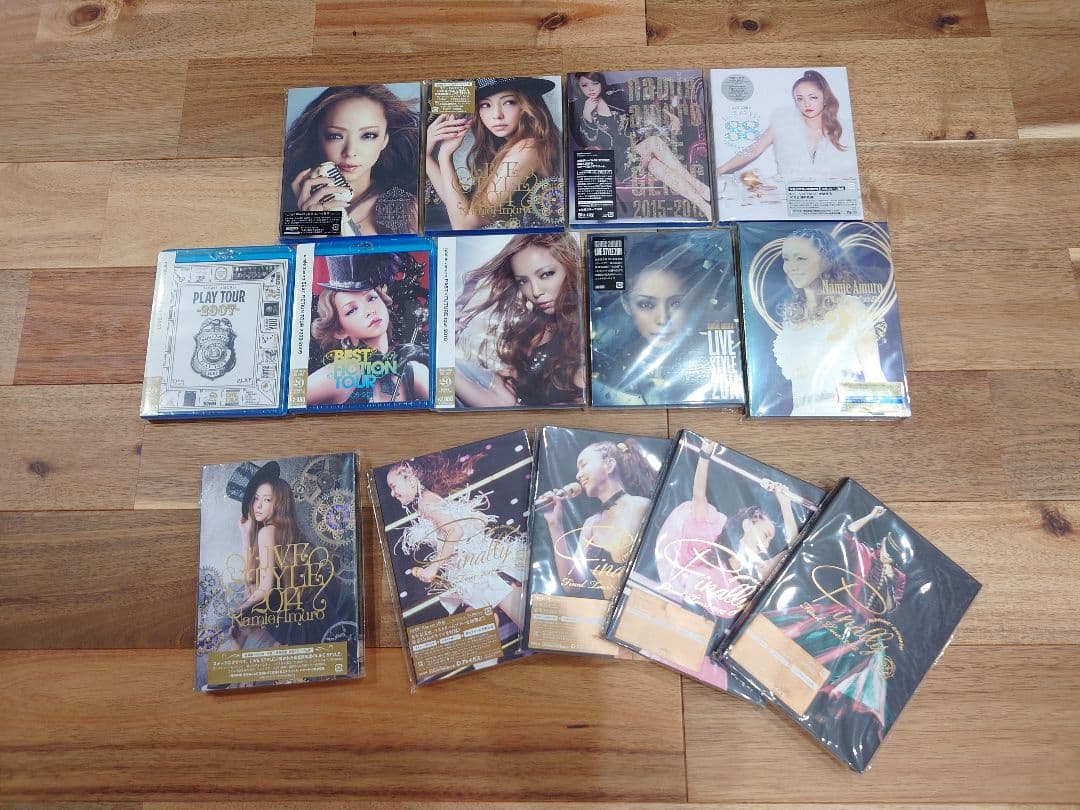 安室奈美恵 LIVE Blu-ray＆DVDまとめ!!初回限定スリーブ仕様多数 安室奈美恵 LIVE Blu-ray＆DVDまとめ!!初回限定スリーブ仕様多数 安室