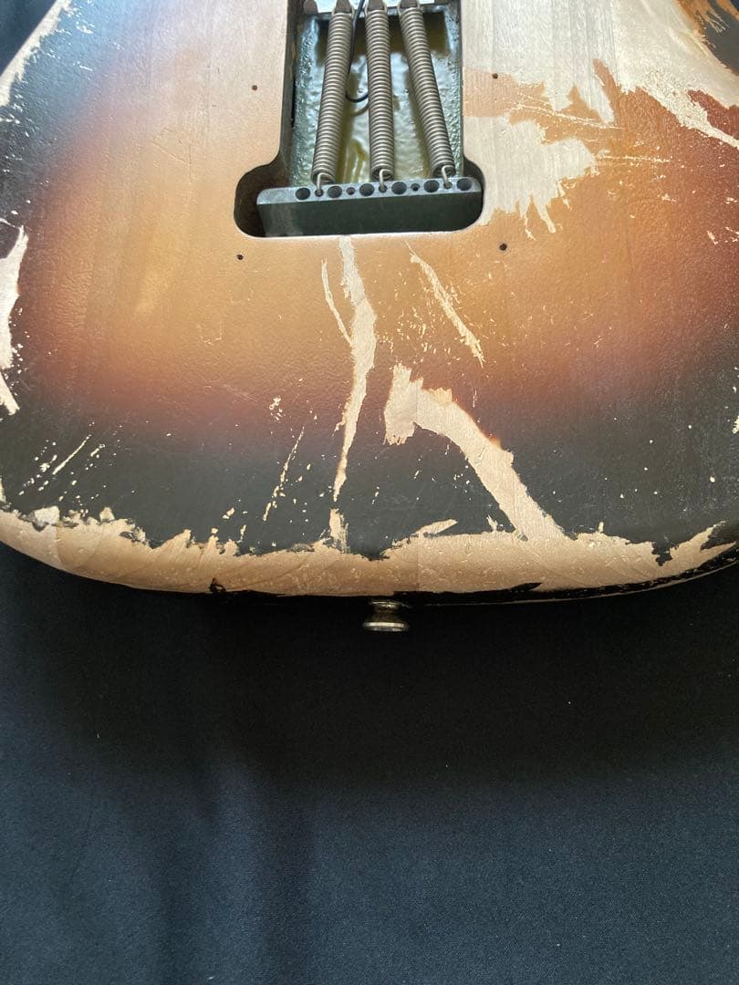 早い者勝ち #16ストラトキャスタータイプ ニトロセルロースラッカー