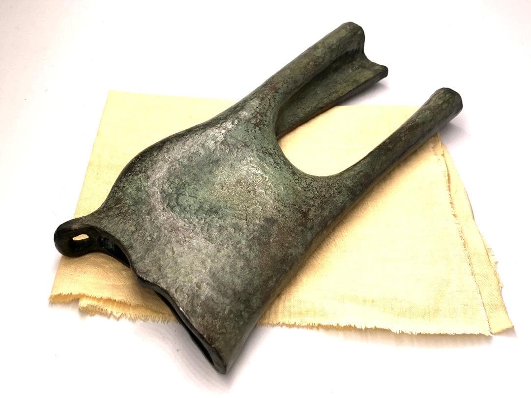 【 染川鉄之助 造　掛け花生 】　青銅一輪挿し　日展評議員　鋳金協会会長