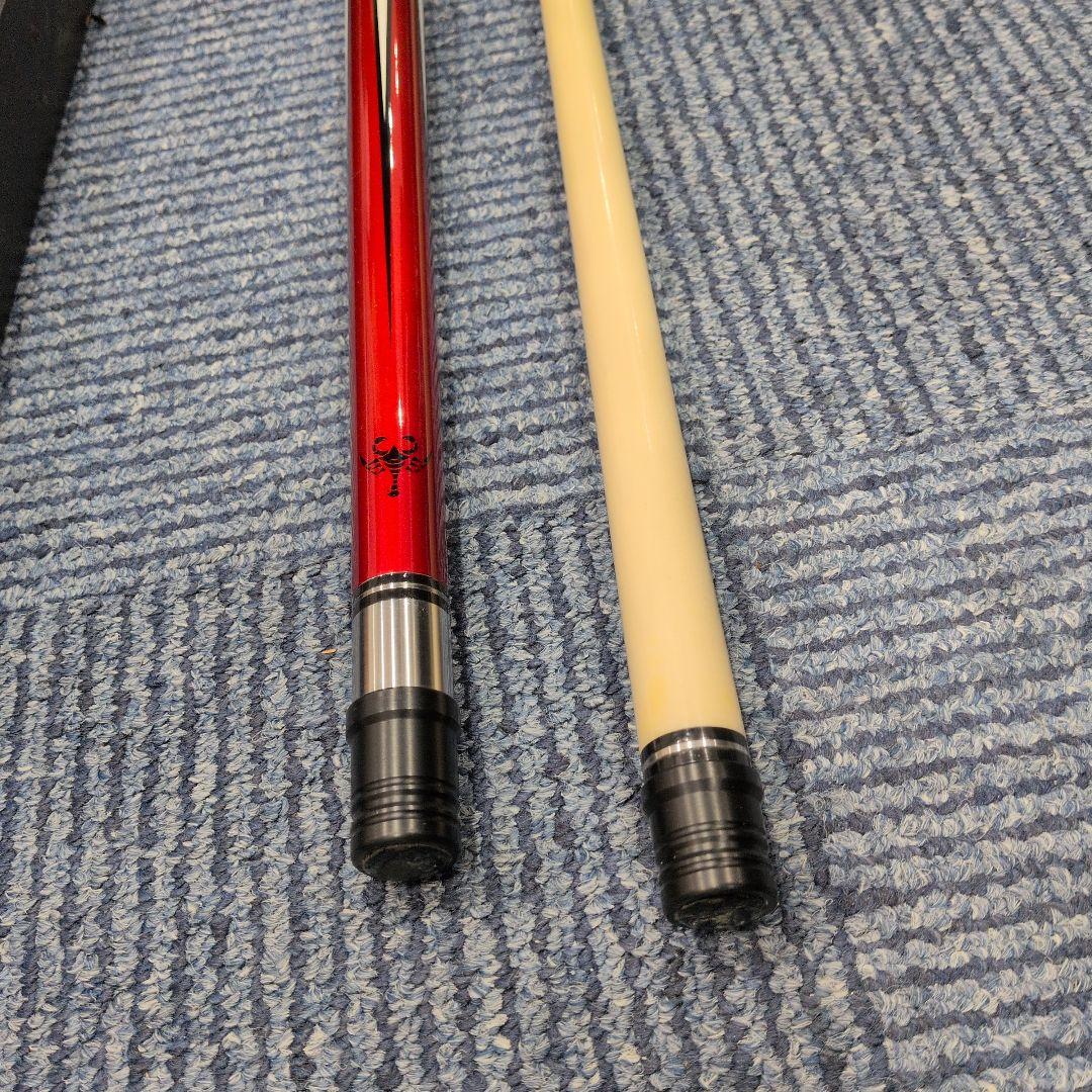 ビリヤードキュー 赤・黒・クリーム スコーピオン