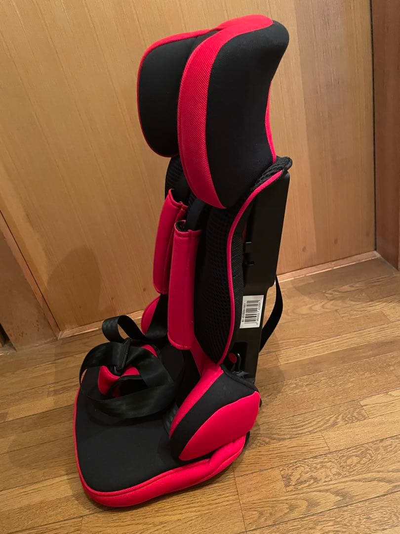 日本育児 トラベルベストECプラス レッド×ブラック チャイルドシート