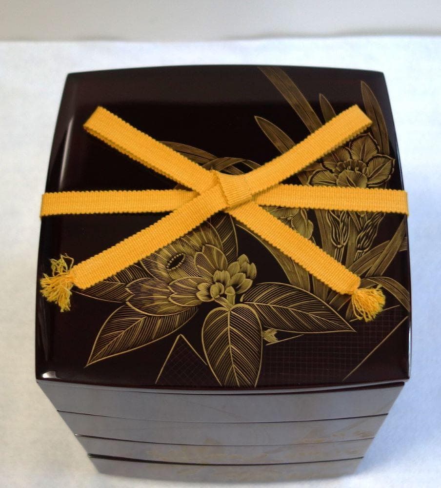 輪島塗 四季草花文様 四段重箱