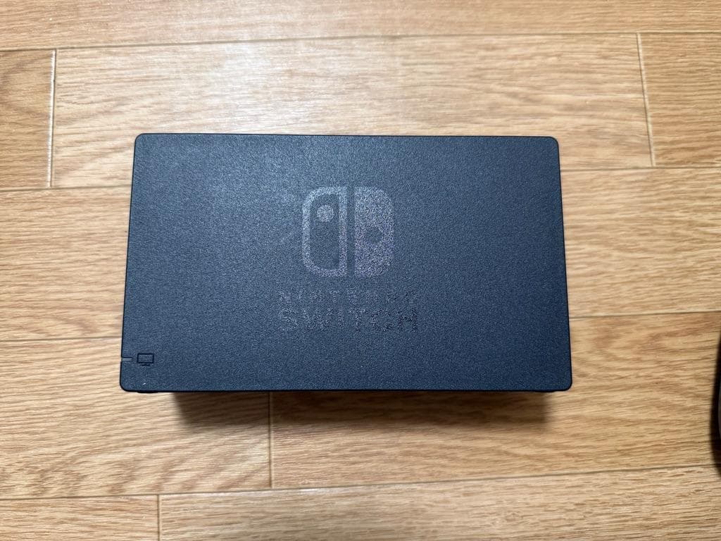 Nintendo Switch（グレー）