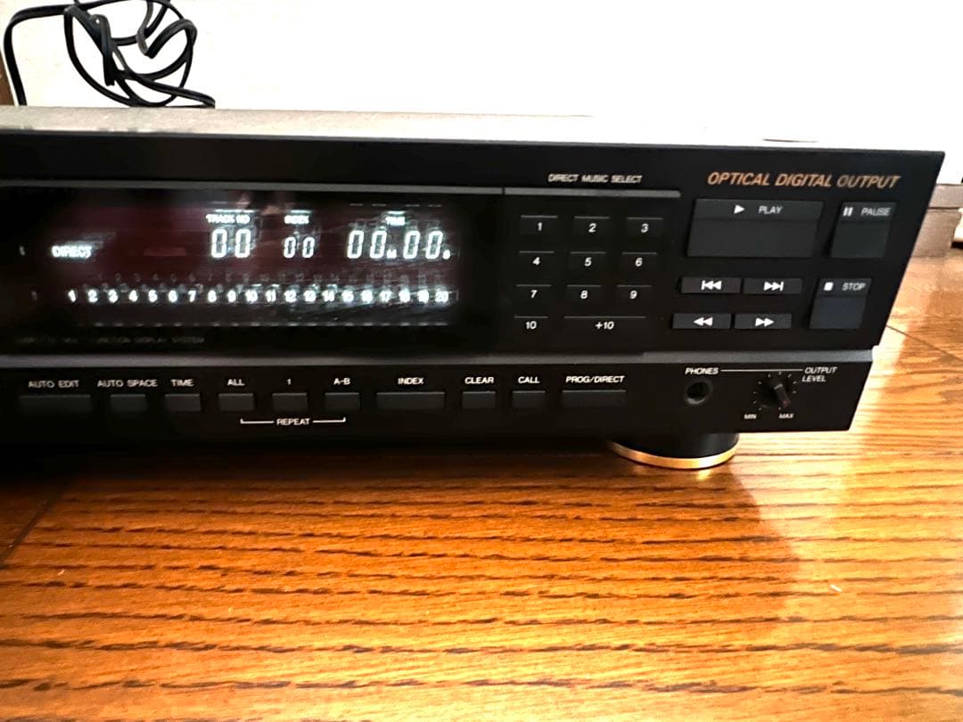 ジャンク品 DENON CDプレーヤー DCD-1400 レトロ品