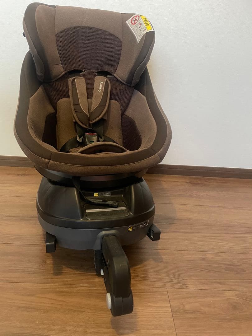 チャイルドシート コンビ クルムーヴ スマート isofix エッグショック