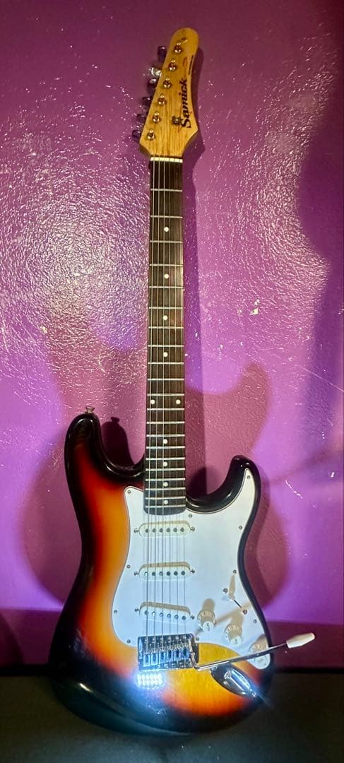 Samick ストラトキャスター サンバースト - メルカリ