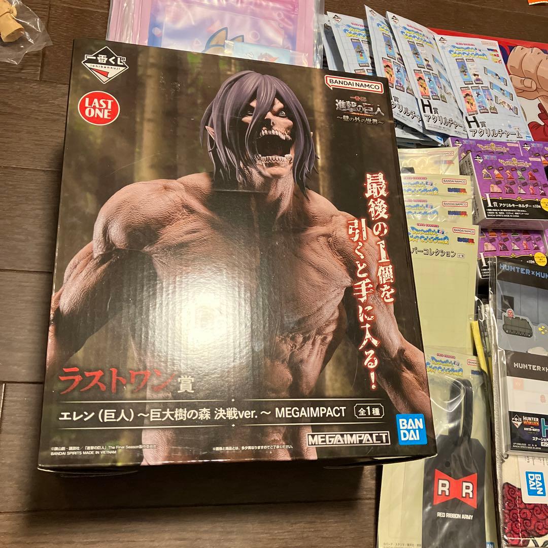 進撃の巨人　エレン(巨人) 巨大樹の森決戦ver ラストワン他　一番くじ少年系 一番くじ エレン(巨人)〜巨大樹の森 決戦ver．〜 MEGAINPACT Amazon.co