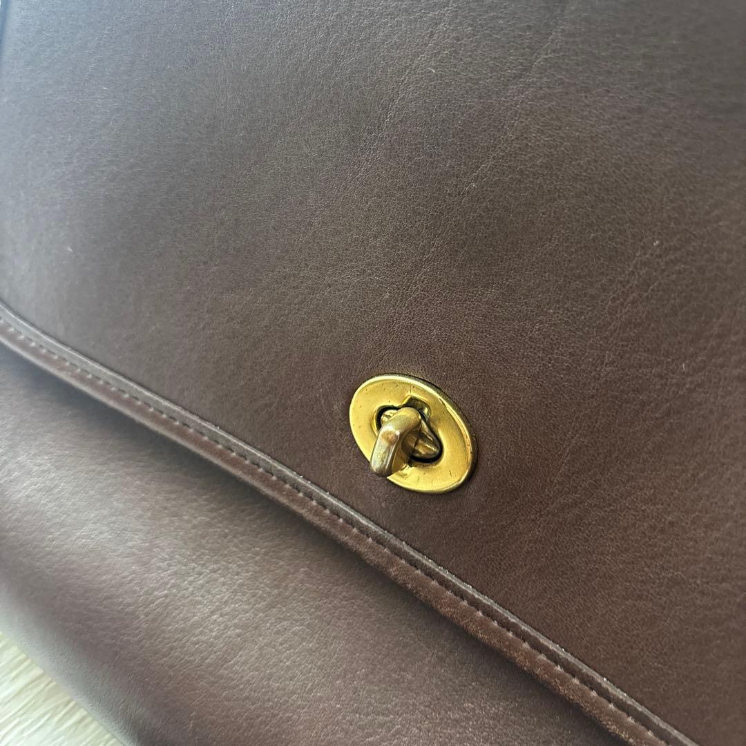 オールドコーチ　ショルダーバッグ　ターンロック 9870