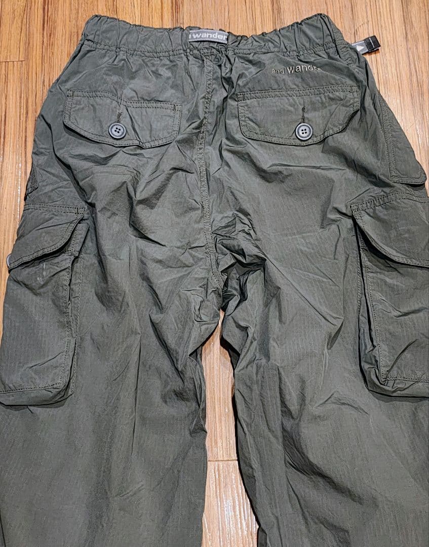 アンドワンダー オーバーサイズドカーゴパンツ グレー WS