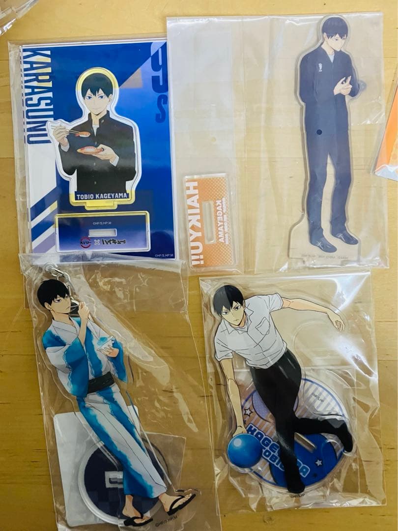 【一時値下げ中】ハイキュー影山飛雄 アクリルスタンド、キーホルダー、缶バッジ