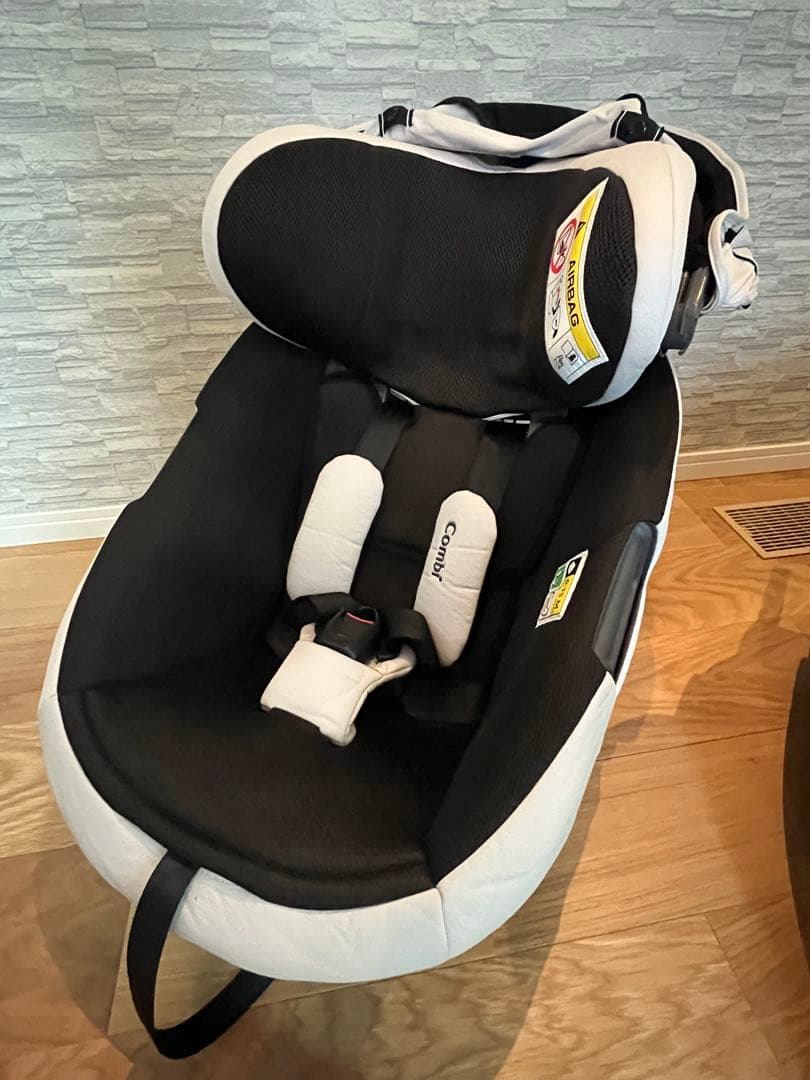 combi チャイルドシート the S