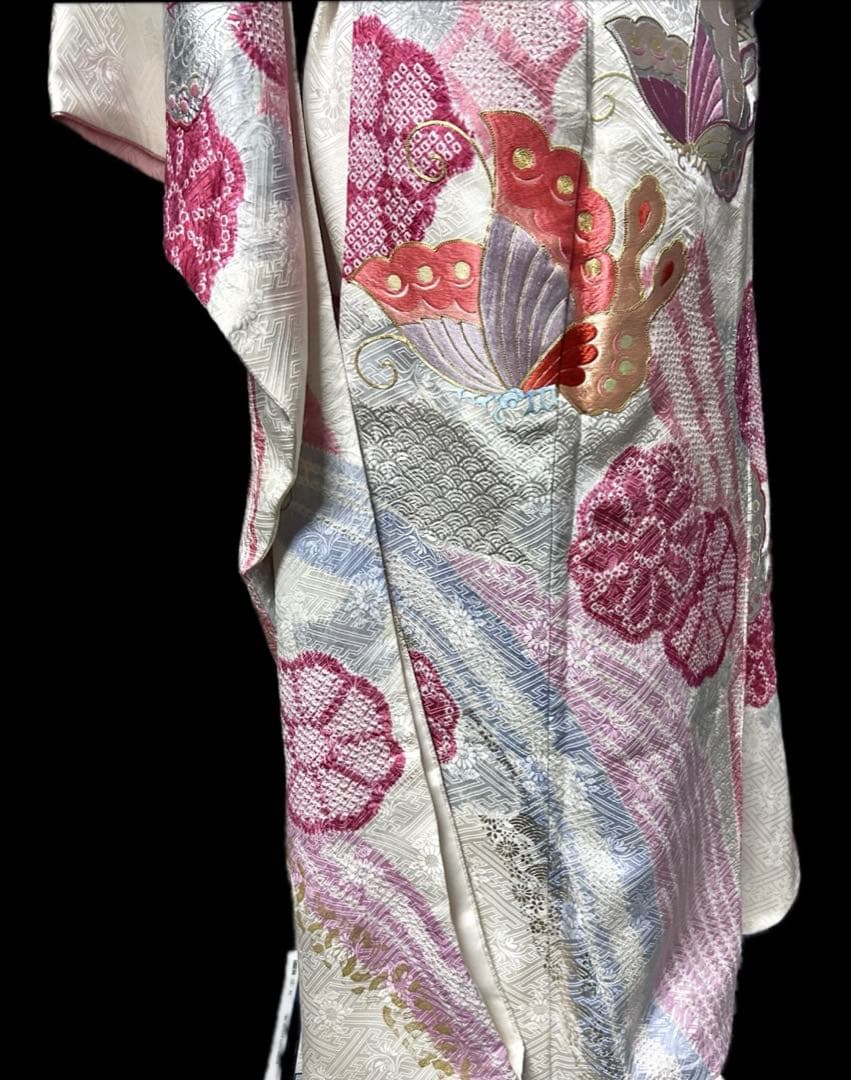千總 振袖 白地 蝶と花模様 刺繍 絞り 金彩 銀彩 正絹 644正絹振袖白