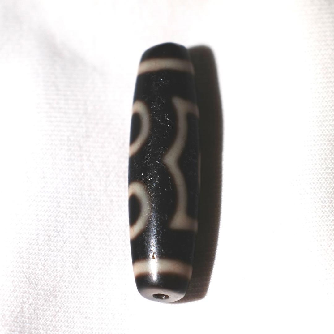 老天珠 三眼天珠 老天珠の馬蹄痕 老鉱瑪瑙