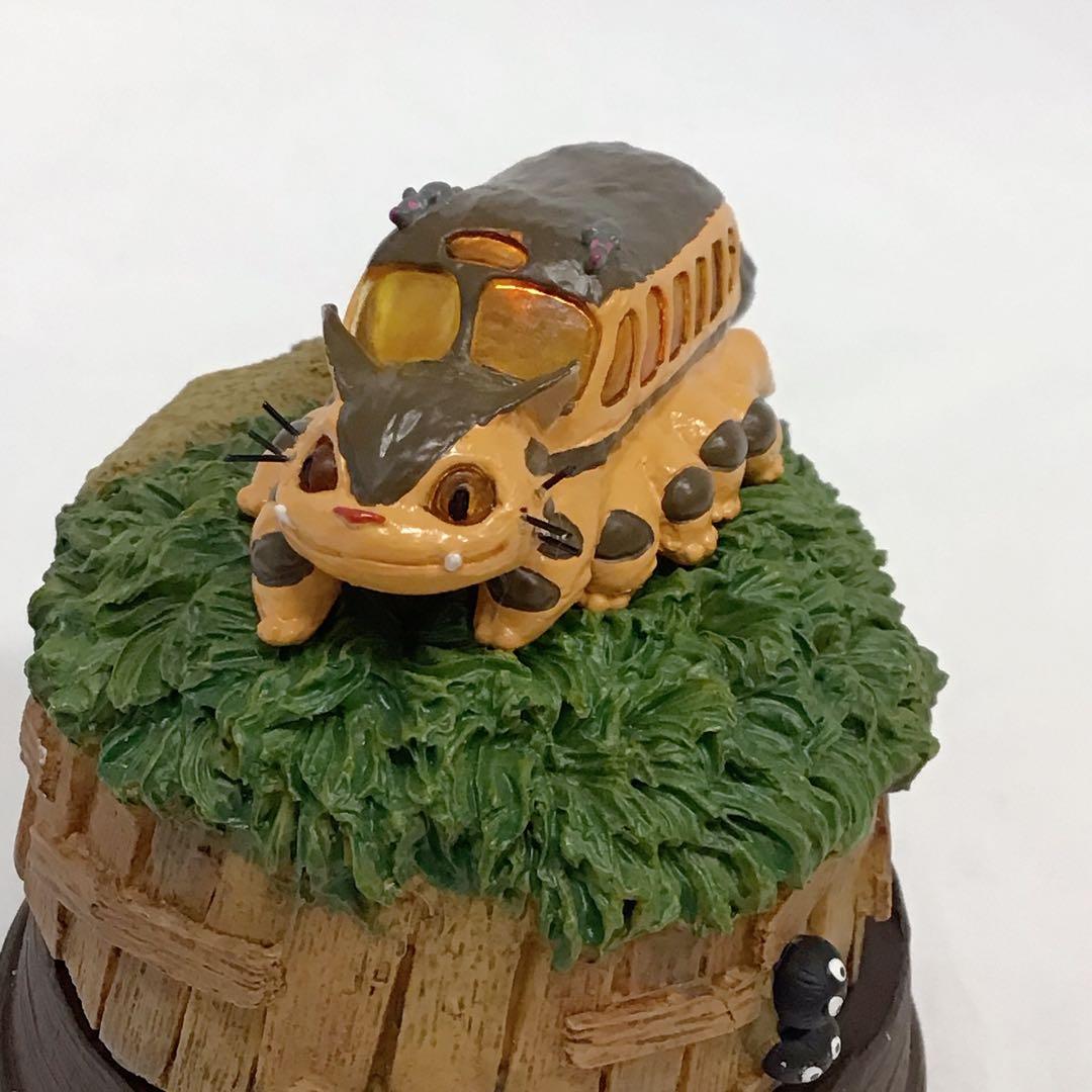 美品 「となりのトトロ」ネコバス フィギュア リアルファンタジー LED光る