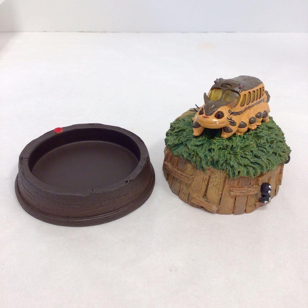 美品 「となりのトトロ」ネコバス フィギュア リアルファンタジー LED光る