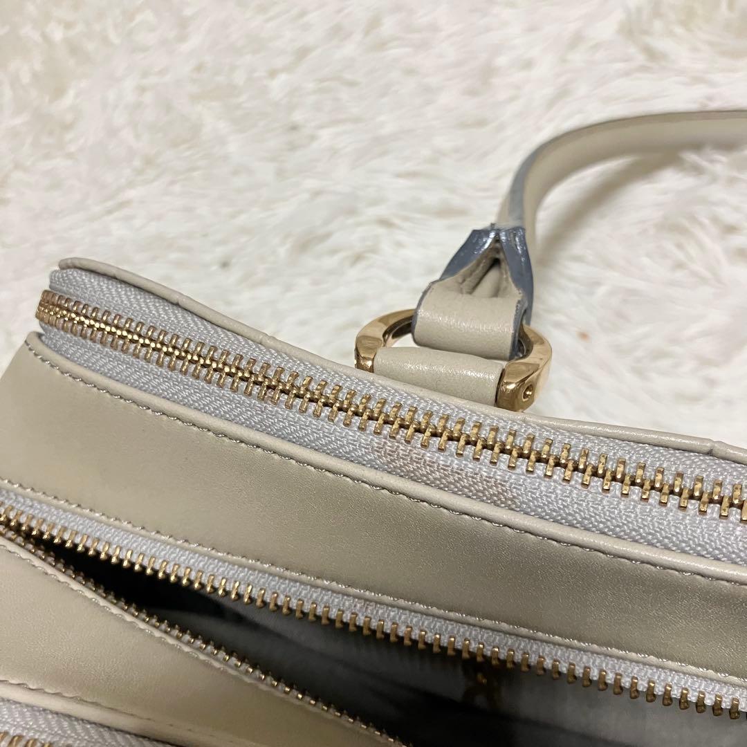 ロベルタディカメリーノ ショルダーバッグ 型押し レザー シャンハイコッコ