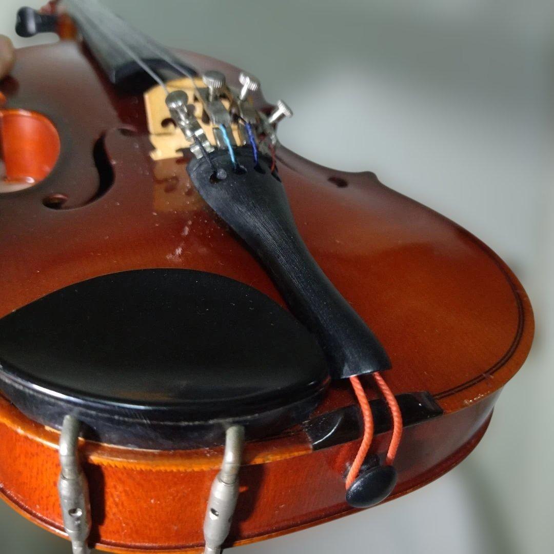 ♥５才前後の子供用♥スズキバイオリン1/8♥品番220♥弓、ケ―ス、松脂付き