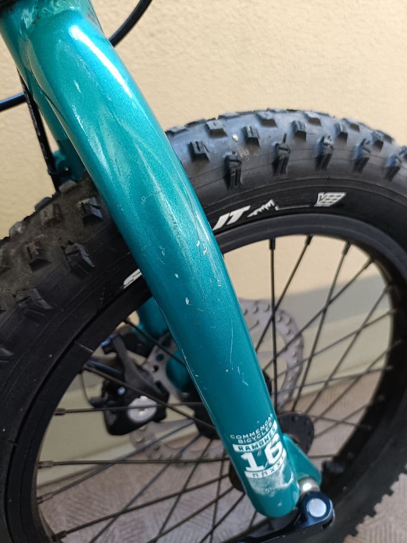 コメンサル RAMONES 16