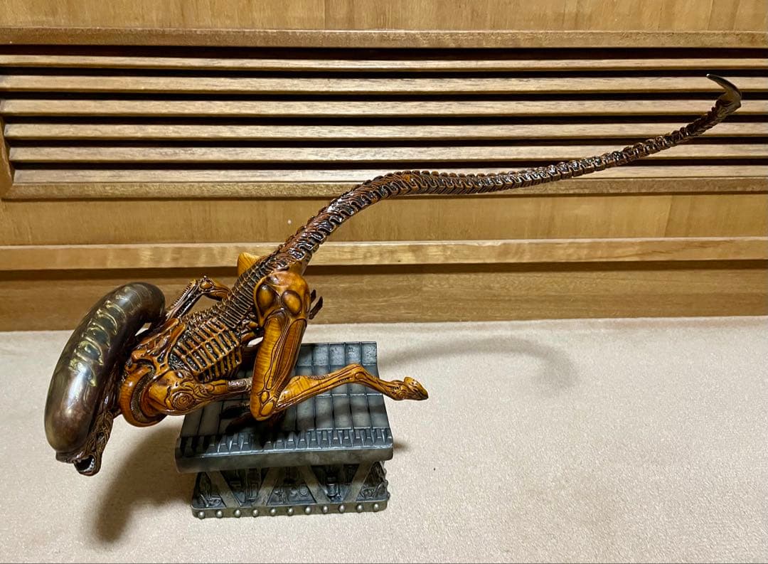 サイドショウ エイリアン3 ドッグ・エイリアン スタチュー【破損あり・箱なし】