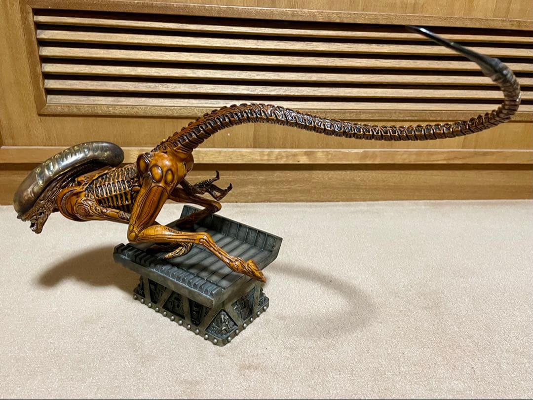 サイドショウ エイリアン3 ドッグ・エイリアン スタチュー【破損あり・箱なし】