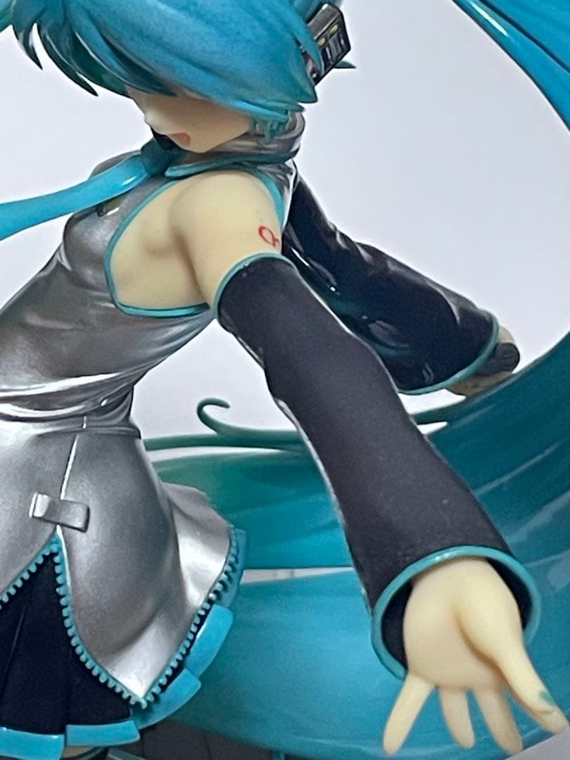 初音ミク Tony Ver. 1/7スケール フィギュア