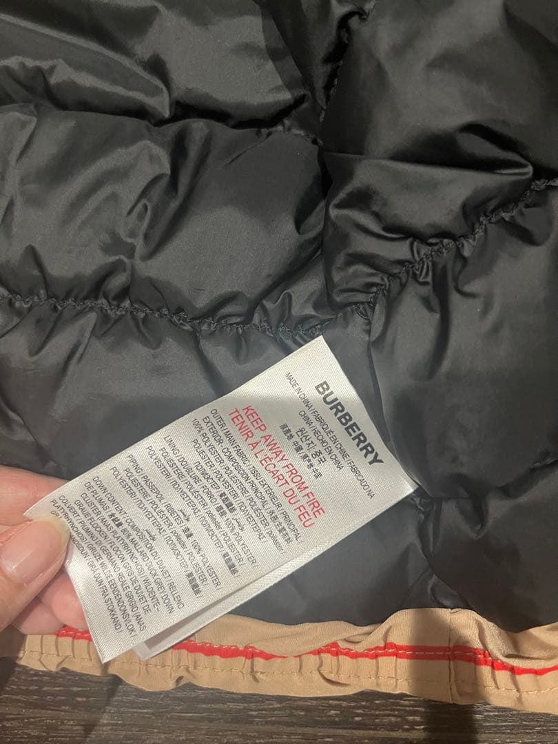BURBERRY ダウンジャケット　98㎝　3y