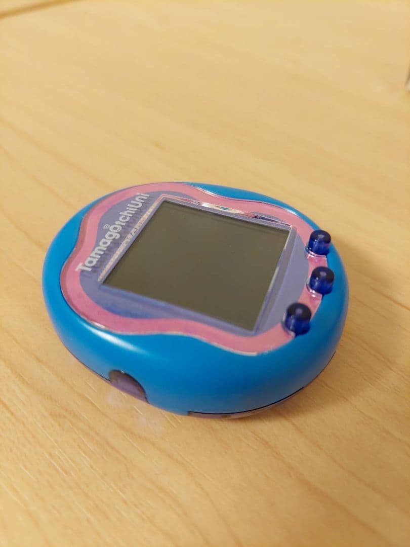 Tamagotchi Uni 青色 USB充電ケーブル付き