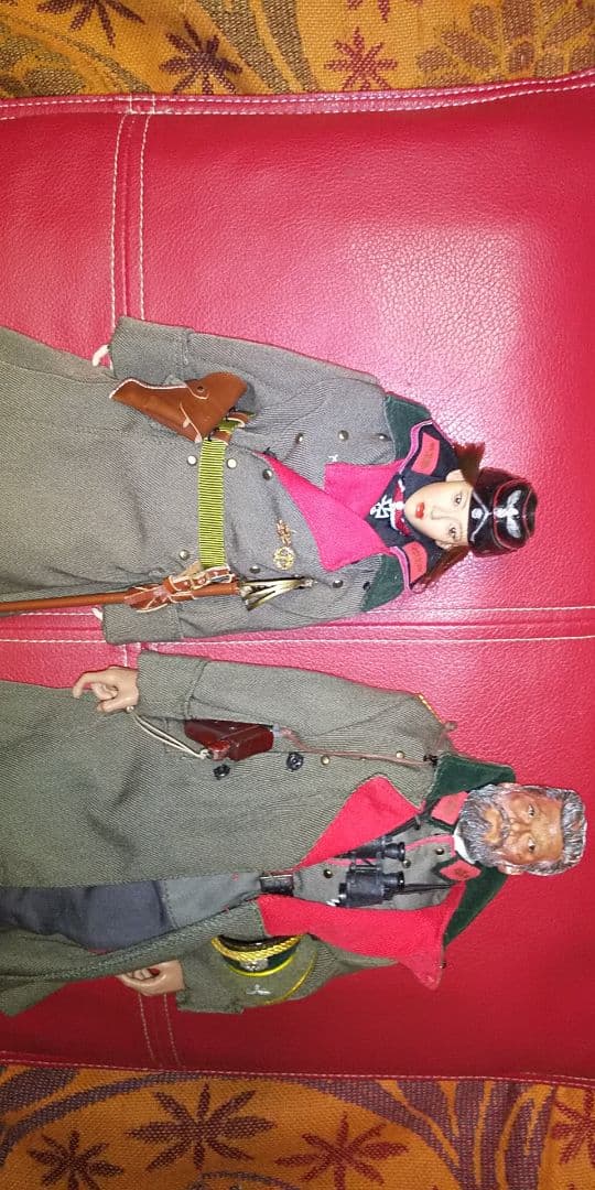 老将軍と少女の将軍のセット。