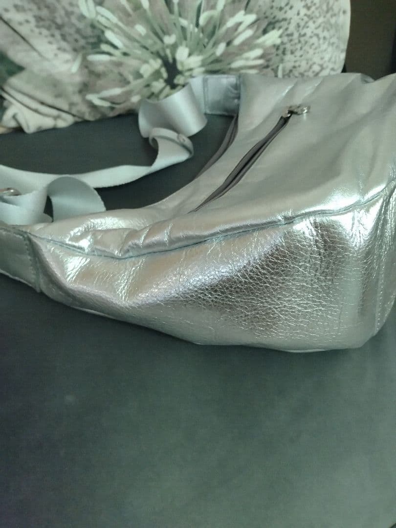 russet　ラシット ソフトレザーラウンドショルダーバッグ