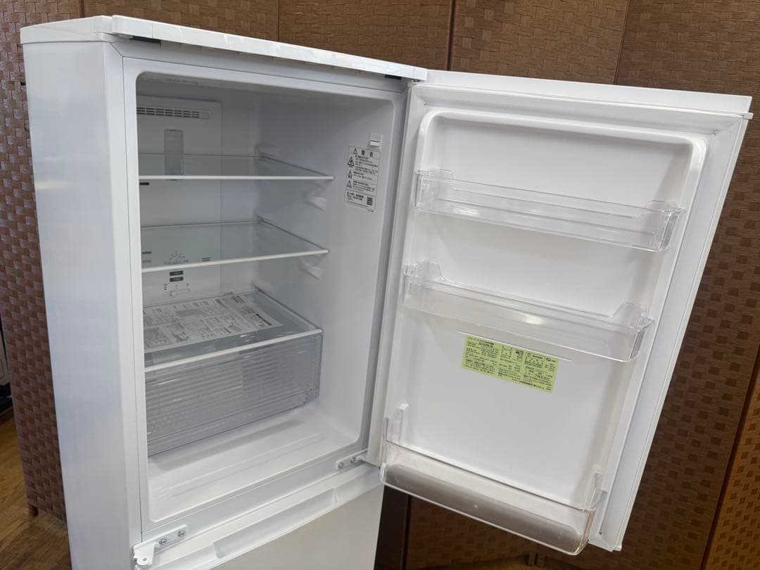 F053 美品　SHARP ２ドア　冷蔵庫　2021年製　179L