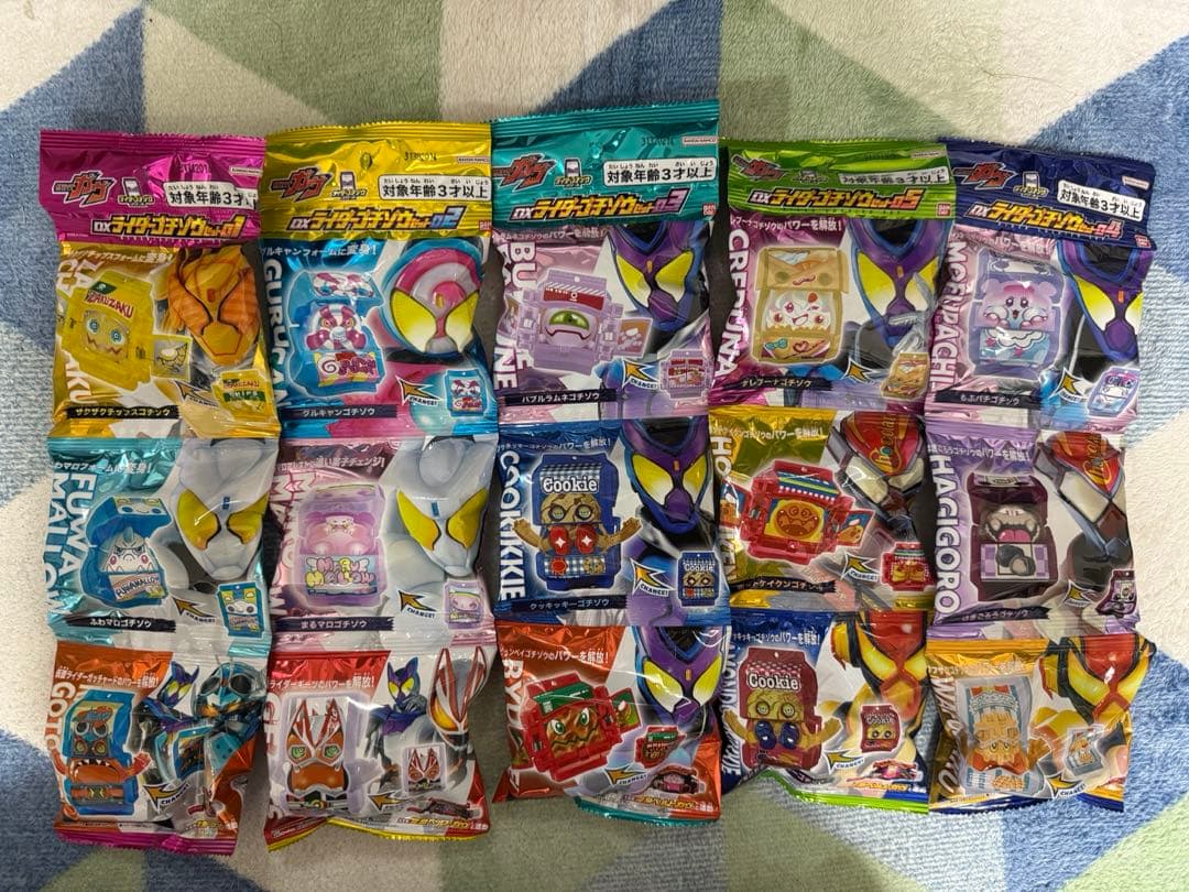 仮面ライダーガヴ　ゴチゾウ　コンプリートセット