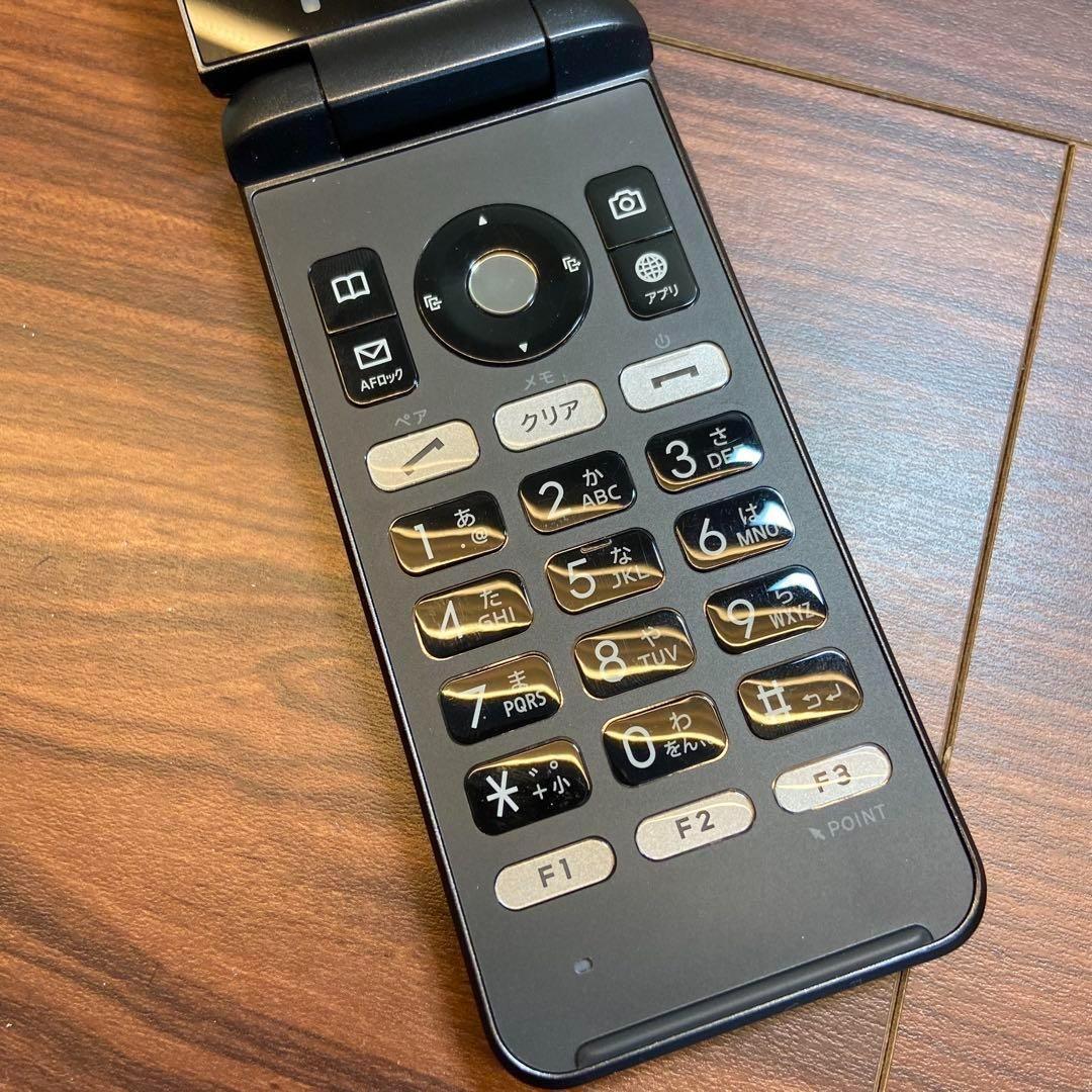 GRATINA 4G グラティーナ KYF31SKA ガラケー 2796 GRATINA 4G