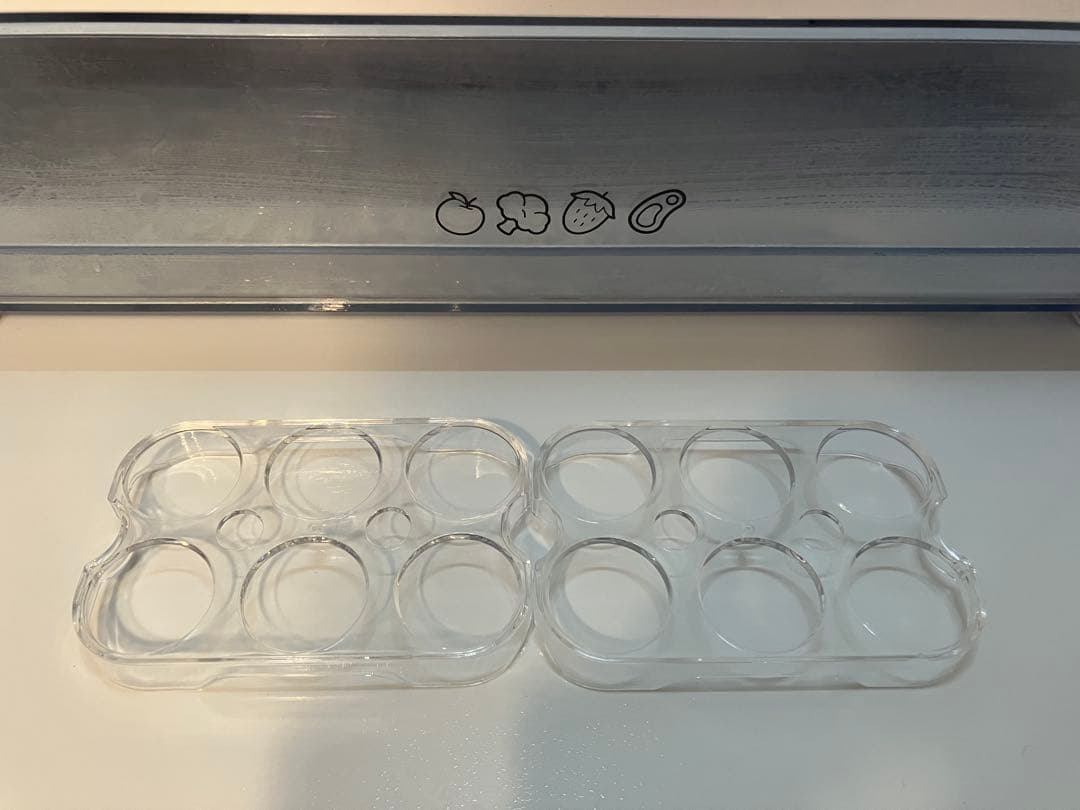 【送料込】　Hisence 冷蔵・冷凍庫　ホワイト　358L