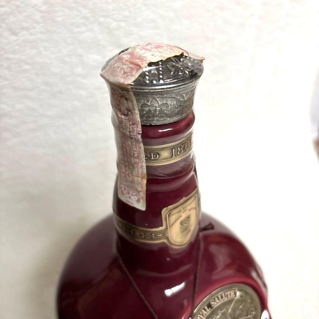 シーバス ロイヤルサルート21年 陶器ボトル赤 巾着・箱付【古酒