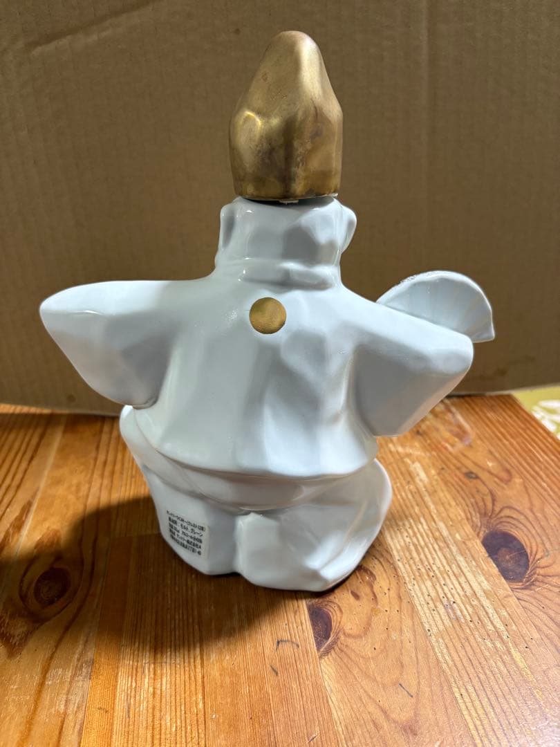 サントリーウイスキー クレスト12年 干支ボトル 猿 未開栓 - メルカリ