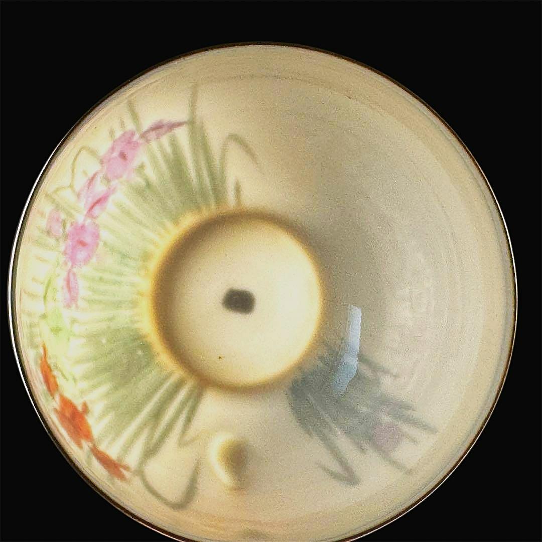 極美品□オールドニッポン 薩摩 エッグシェル 金彩 菖蒲図紋