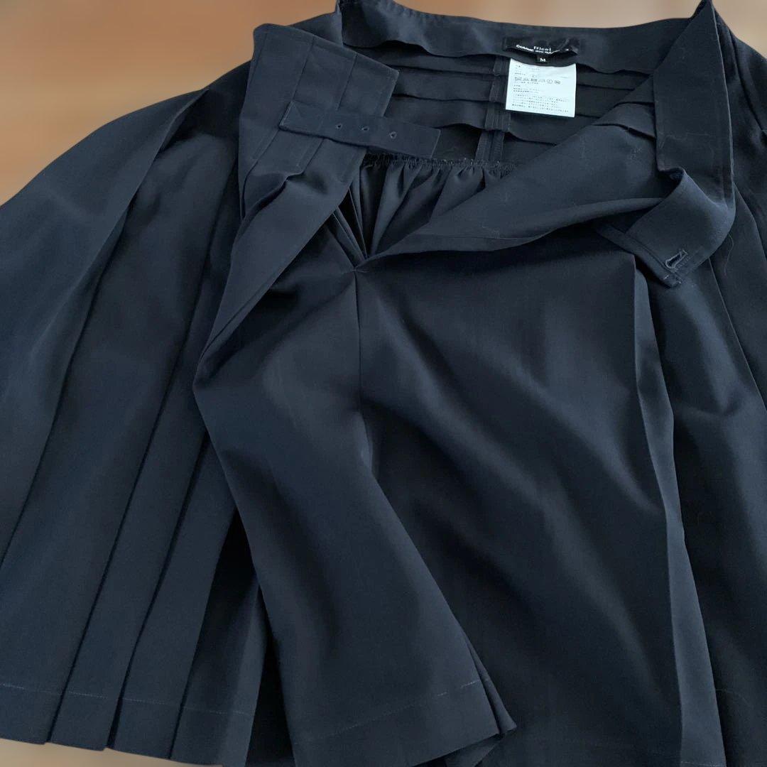 コムデギャルソン　トリコ　変形プリーツスカート／ブラック/wool